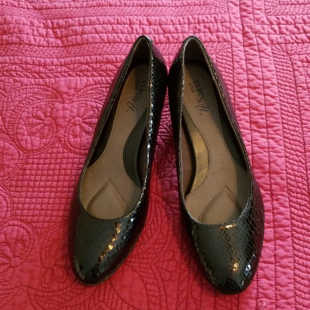 Black Snake Skin Heels